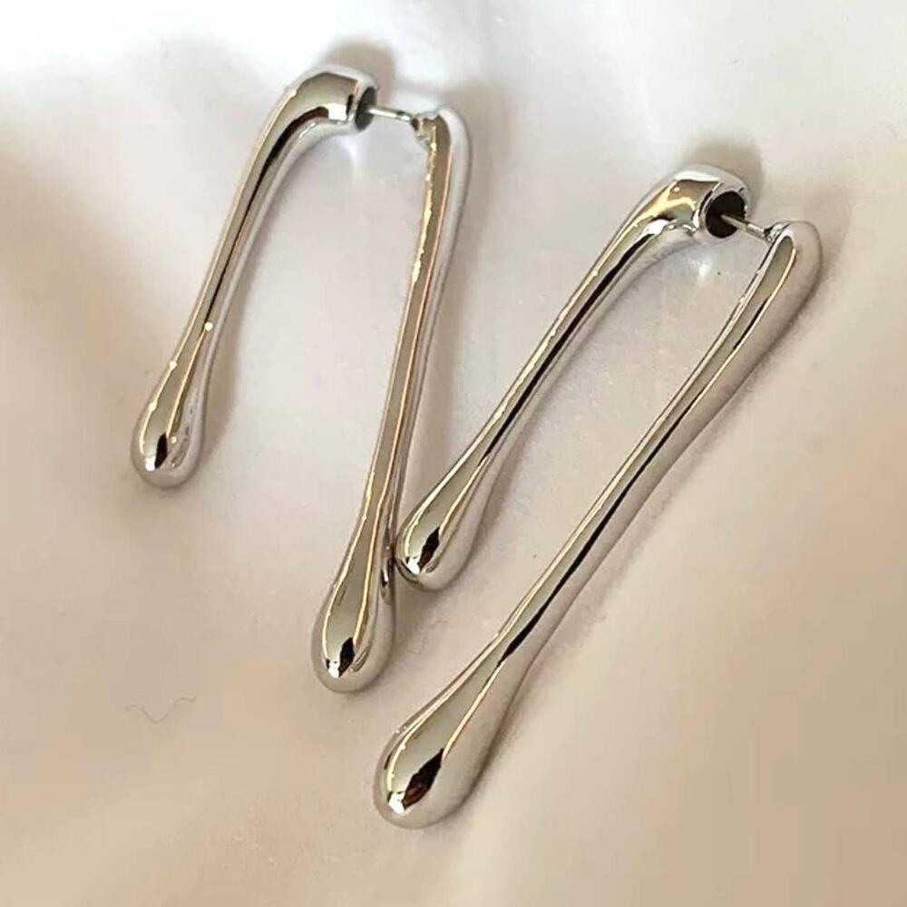 UNIQUE Drippy Front Back Post Earrings Double Drop Unique Silver Tone AU02